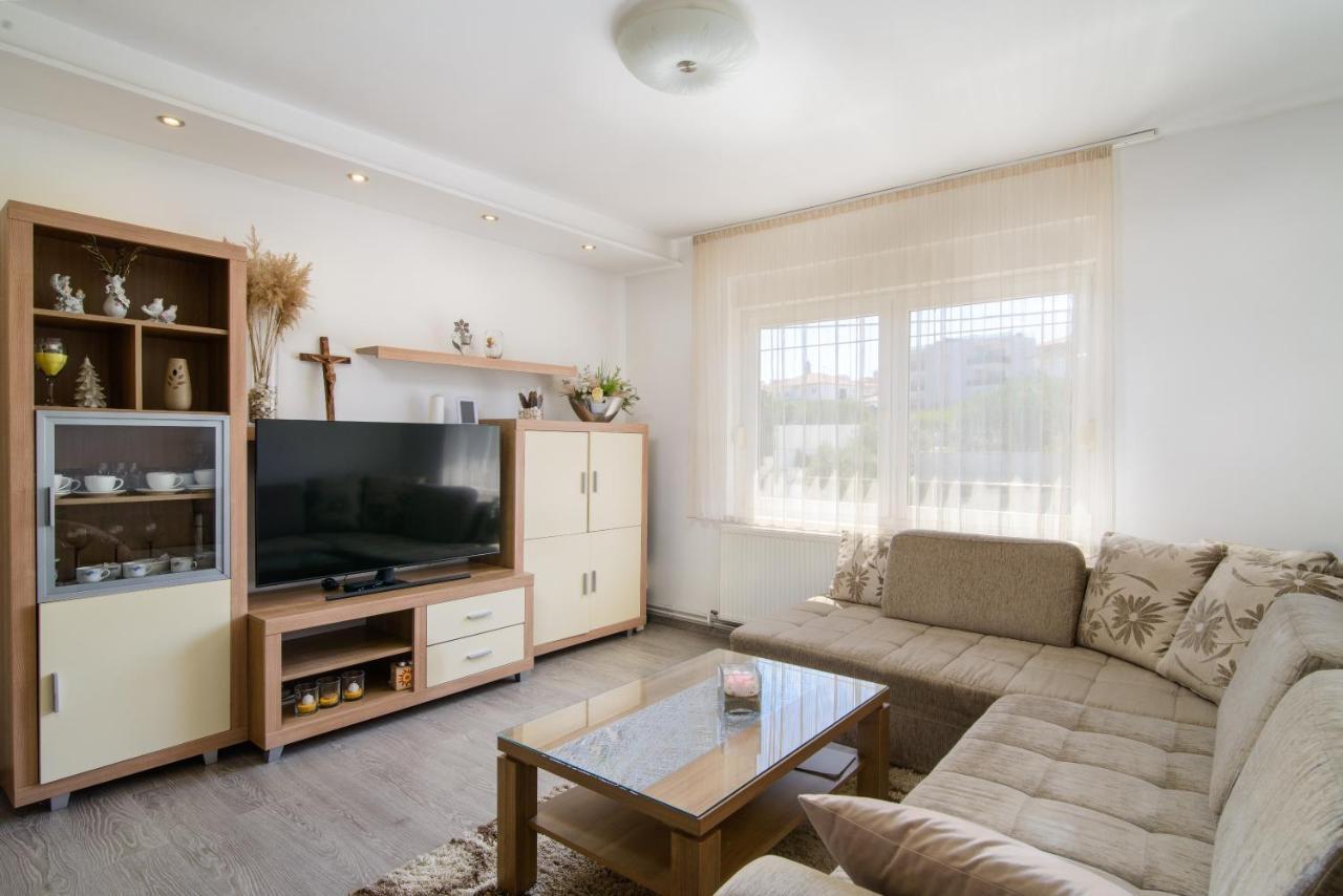 Apartments Tonka トロギール エクステリア 写真
