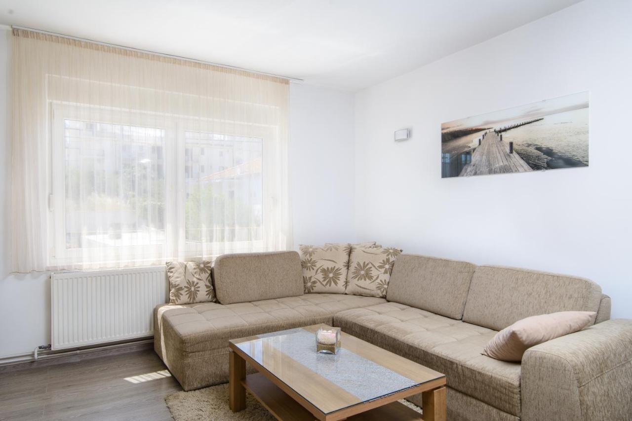 Apartments Tonka トロギール エクステリア 写真