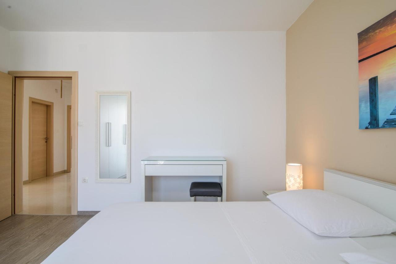 Apartments Tonka トロギール エクステリア 写真