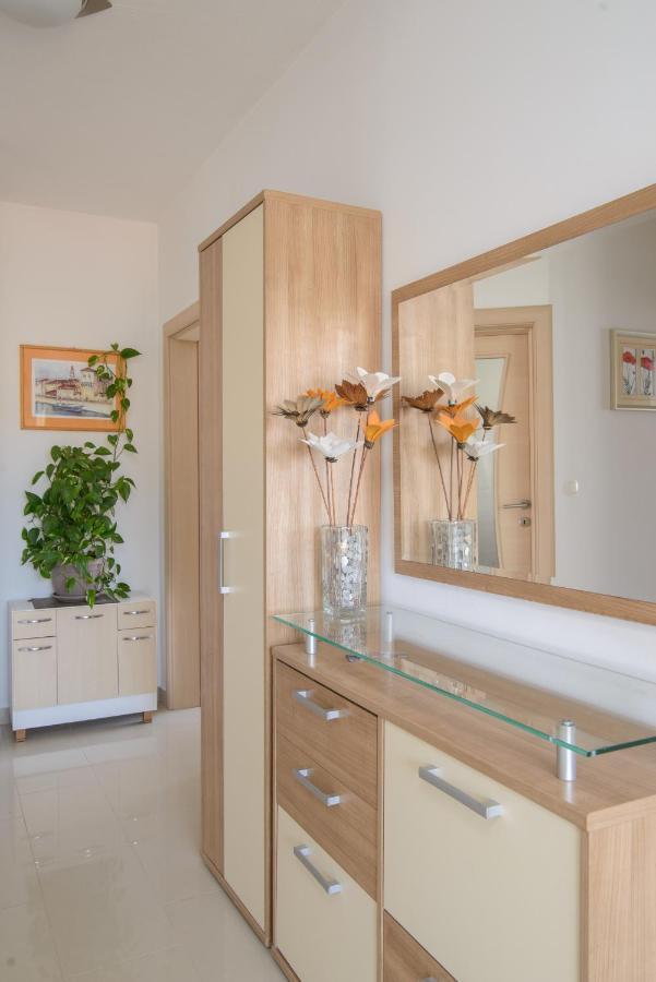 Apartments Tonka トロギール エクステリア 写真